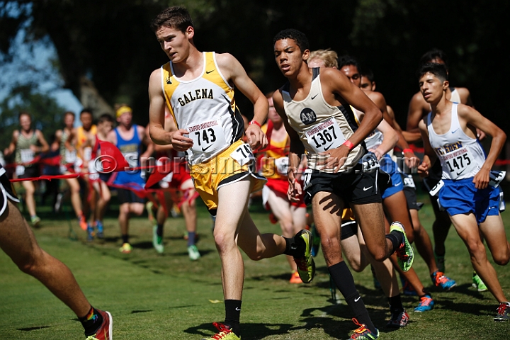 2014StanfordD2Boys-055.JPG - D2 boys race at the Stanford Invitational, September 27, Stanford Golf Course, Stanford, California.